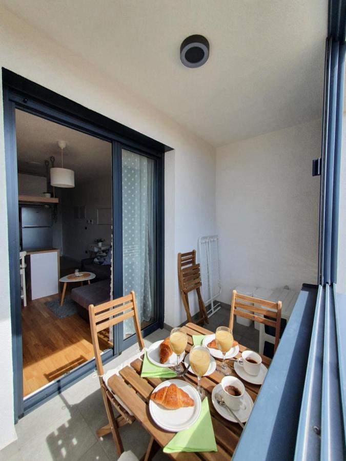 Апартаменты Apartament Mia Bella Пула Экстерьер фото